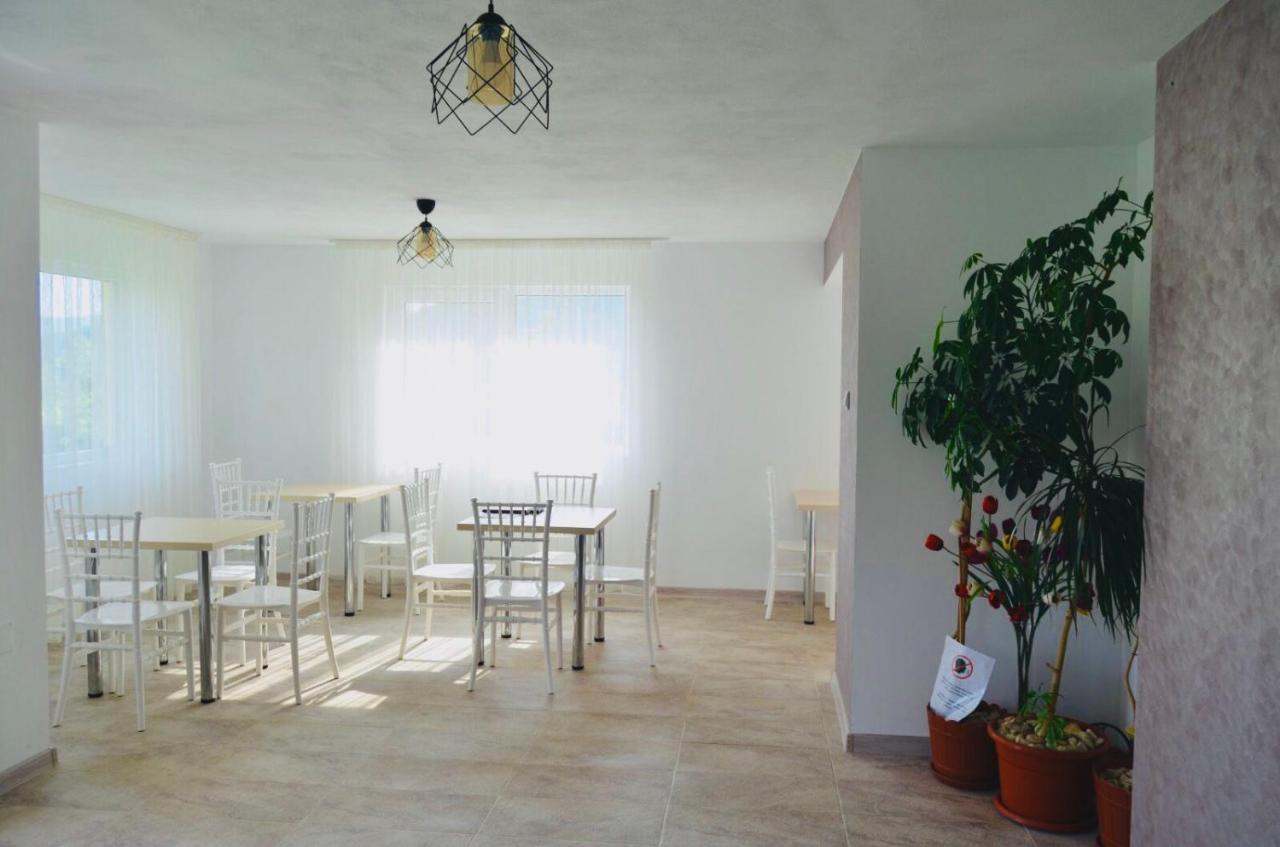 ホテル Vila Norina Oesti-Paminteni エクステリア 写真